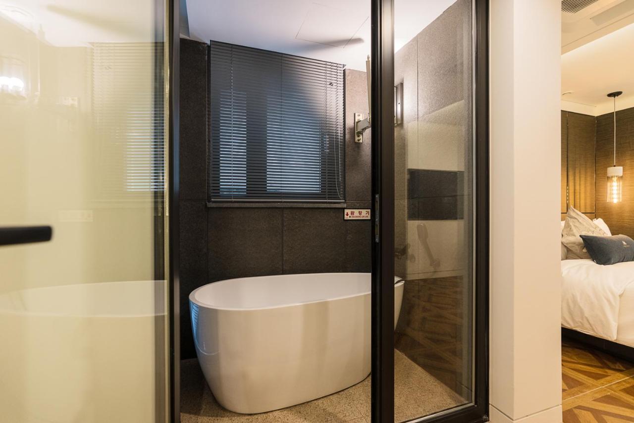 Hotel The May Jongno Сеул Екстериор снимка